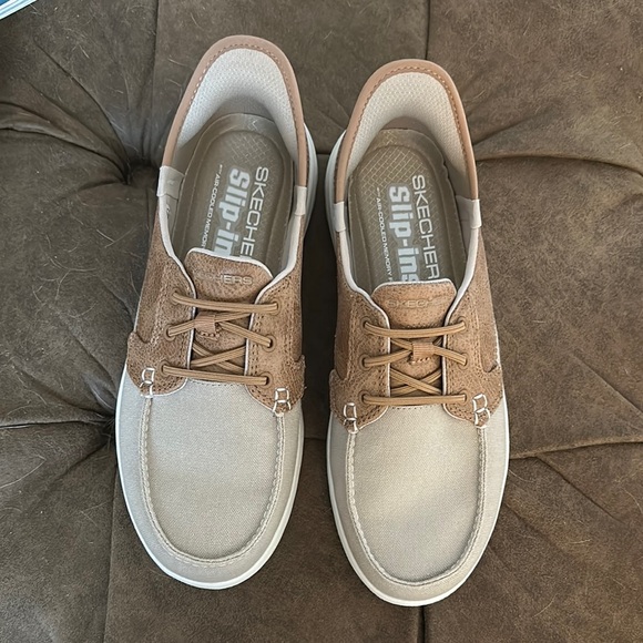 Skechers Slip-ins - Picture 1 of 3